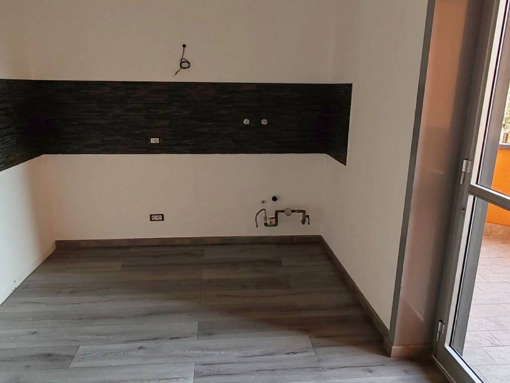 Appartamento a Gorla minore in Via Roma, 11 - Foto 4