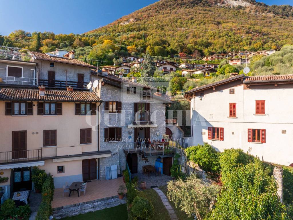 Casa indipendente a Gardone riviera in Via Consol - Foto 2