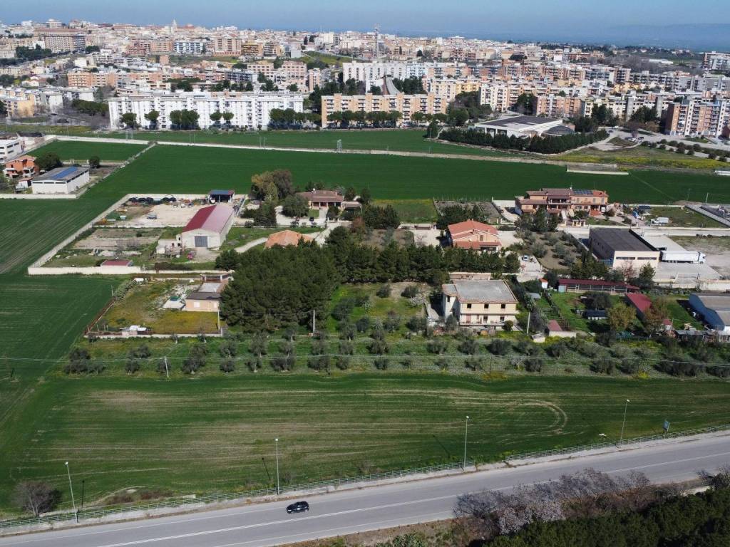 Terreno a Lucera in Strada Vicinale Mezzanelle - Foto 3