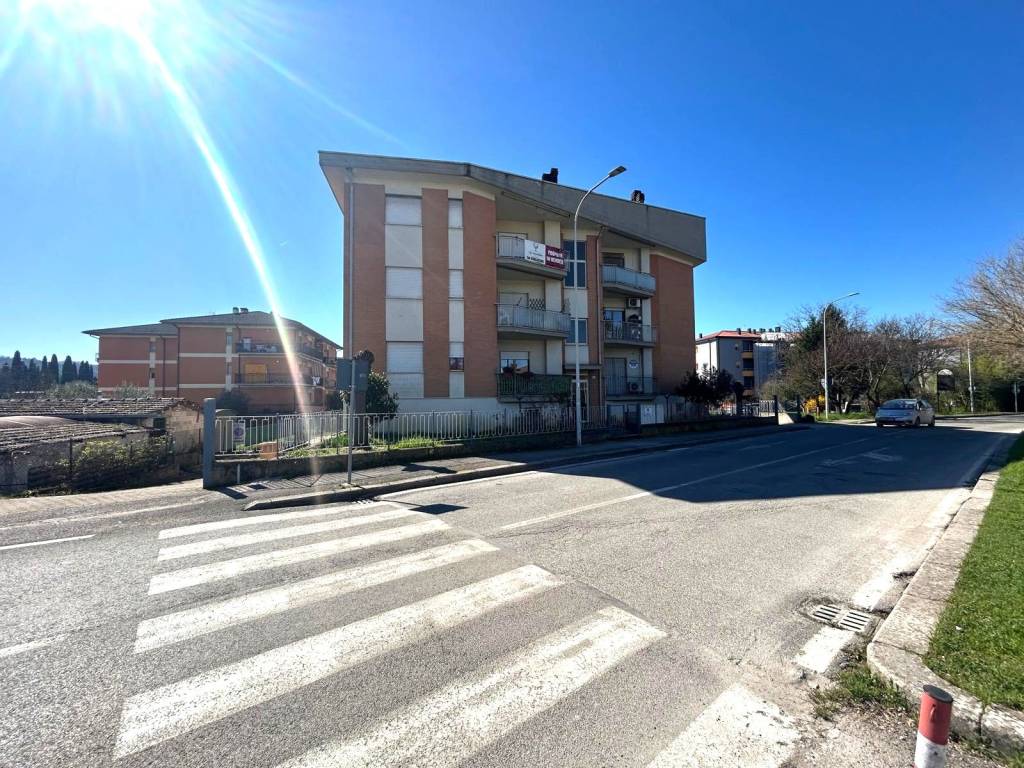 Appartamento a Rieti in Viale Giulio De Iuliis, 21 - Foto 2