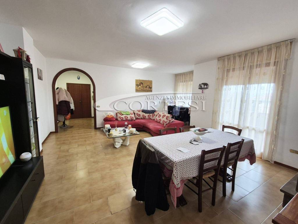 Appartamento a Città di castello in Piazza Dino Garinei - Foto 5