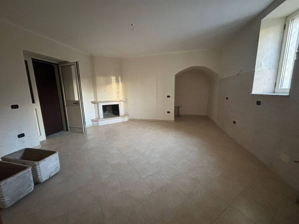 Casa indipendente a San martino valle caudina in Via Carrara - Foto 4
