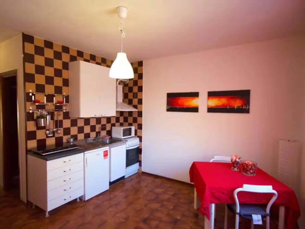 Appartamento a Novara in Viale Giulio Cesare, 39 - Foto 2