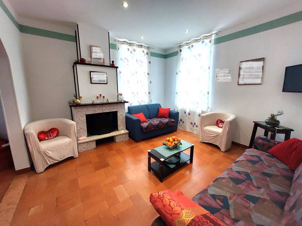 Casa indipendente a Colli del tronto in Largo Campo Fiera - Foto 3