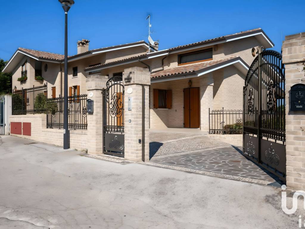 Villa a Osimo in Via Cagiata - Foto 5