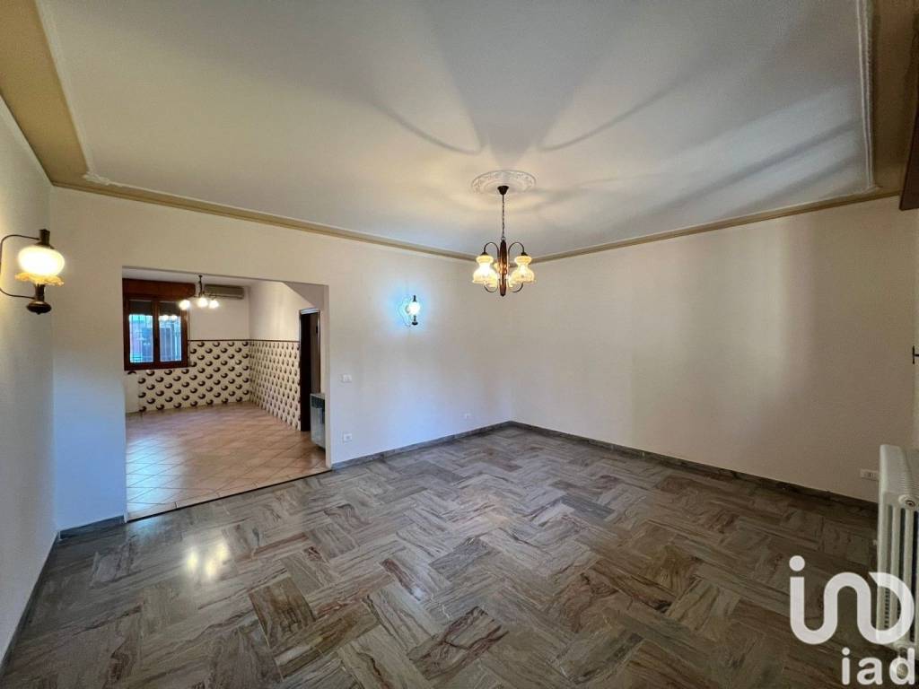 Villa a Finale emilia in Via Per Modena Ovest - Foto 4