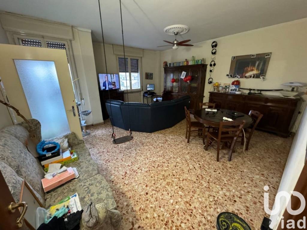 Appartamento a Mirandola in Via Cesare Battisti - Foto 4