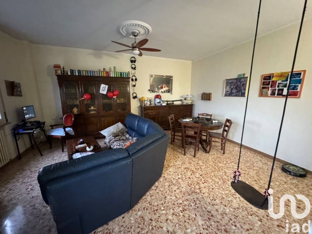 Appartamento a Mirandola in Via Cesare Battisti - Foto 5