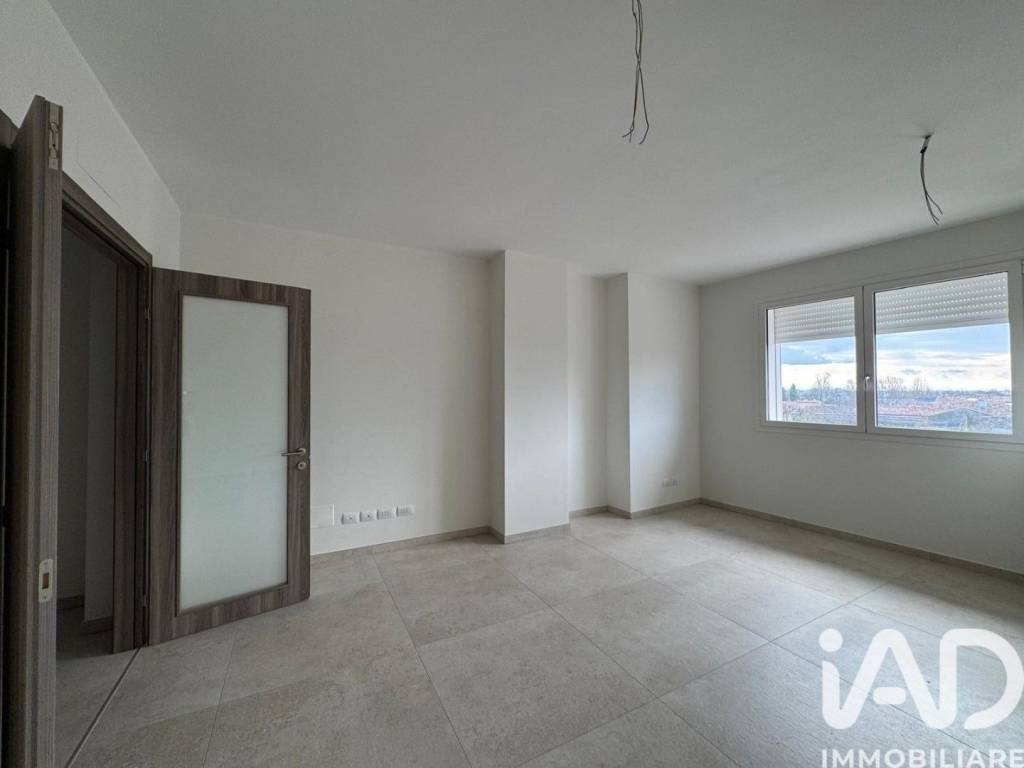 Appartamento a Mirandola in Via Circonvallazione, 20 - Foto 2