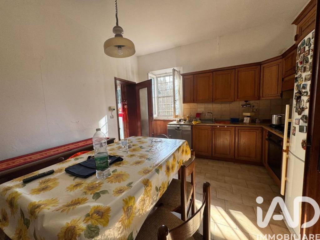 Villa a Mirandola in Via Circonvallazione, 20 - Foto 4