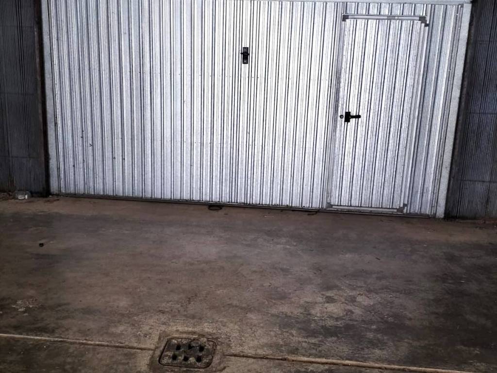 Box / garage a Monfalcone in Viale Giuseppe Verdi, 4 - Foto 2