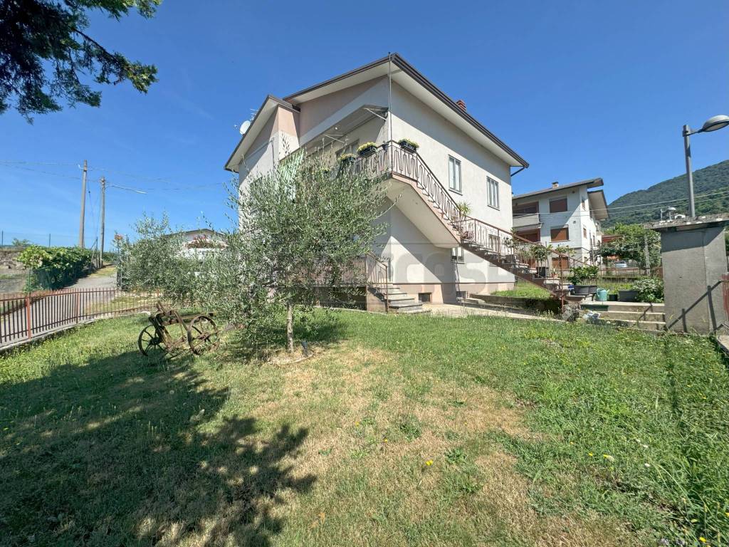 Appartamento a Cornedo vicentino in via iv novembre, 7 - Foto 4