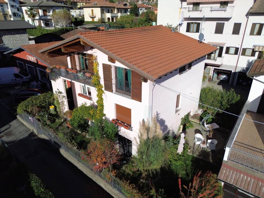 Villa a Gravedona ed uniti in Via Cossoni - Foto 2