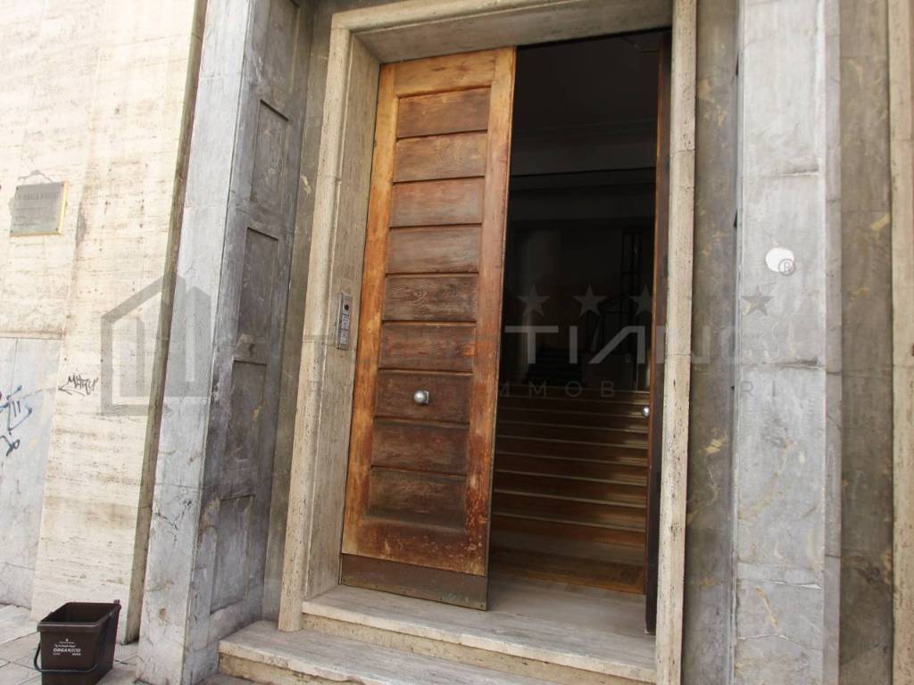 Immobile a Cosenza in VIA MONTE SAN MICHELE, 1 - Foto 2