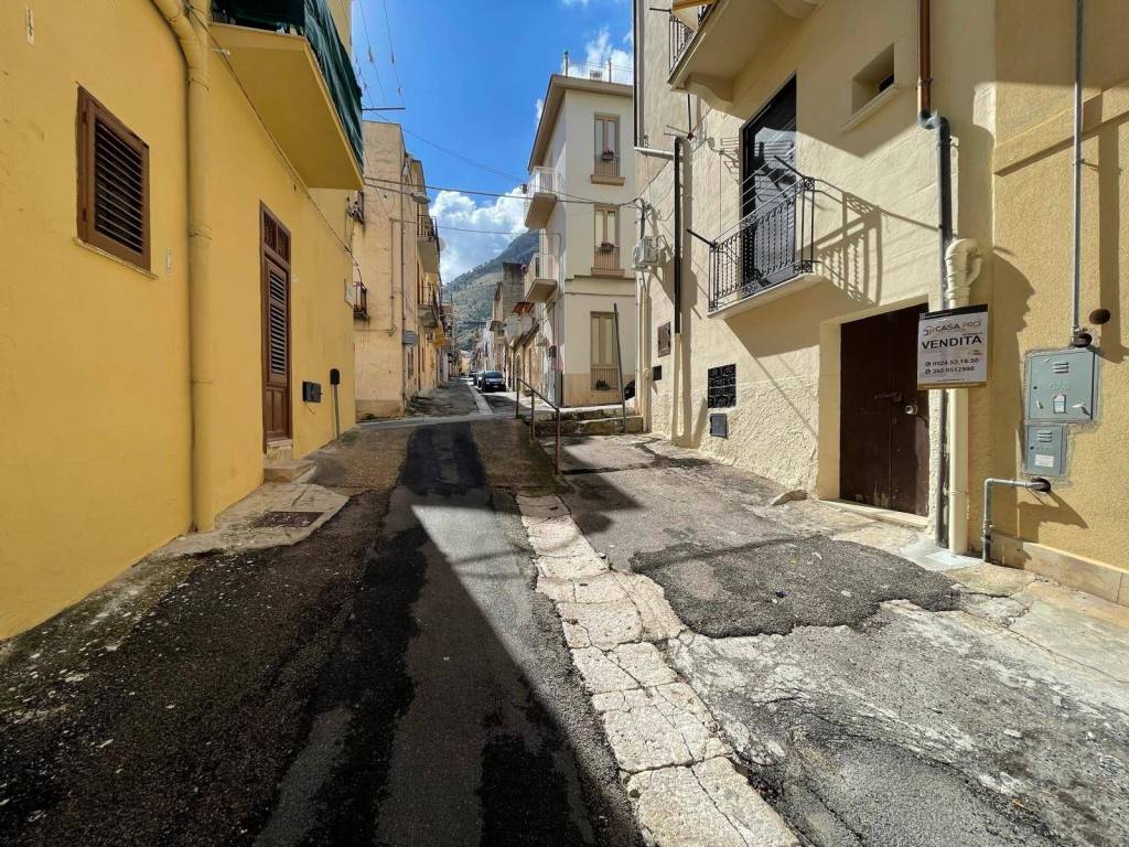 Appartamento a Castellammare del golfo in Via Cascio, 75 - Foto 2