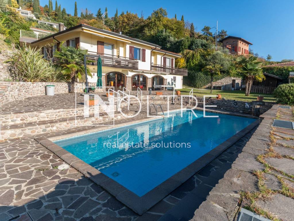 Villa a Cavaion veronese in Via San Michele, 13 - Foto 2