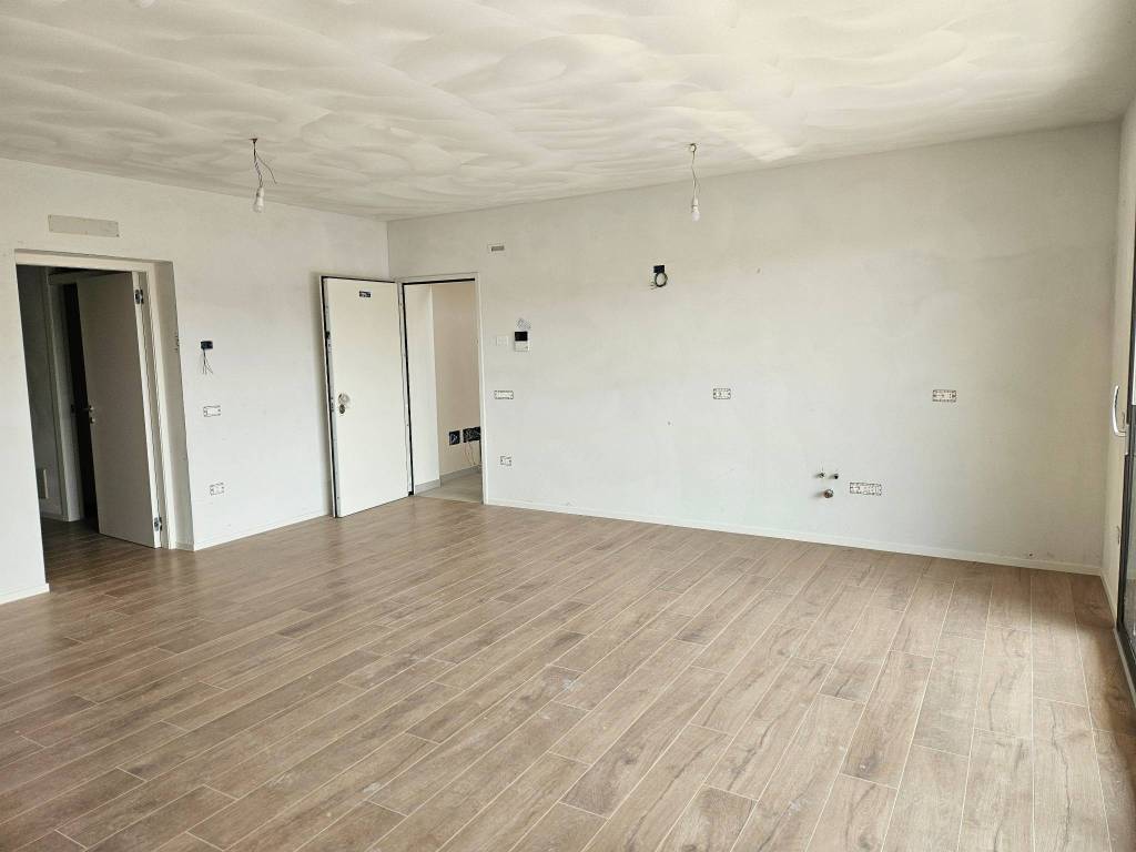 Appartamento a Tezze sul brenta in Via Col Moschin - Foto 4