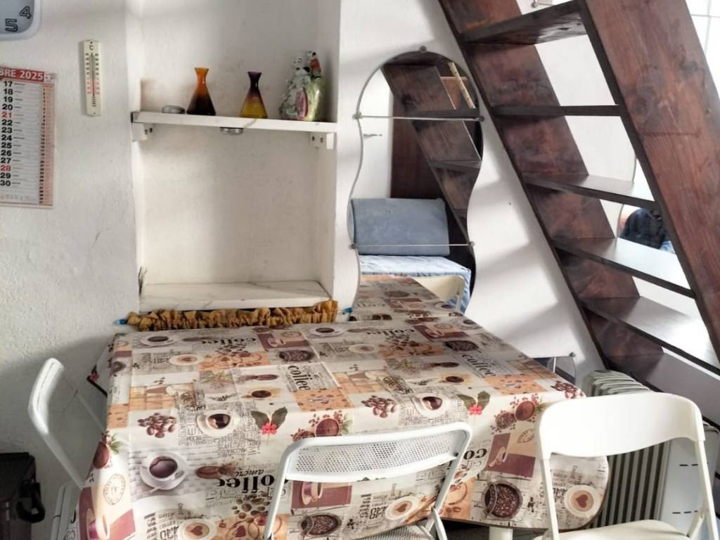 Appartamento a Imperia in Via Felice Cascione, 137 - Foto 3