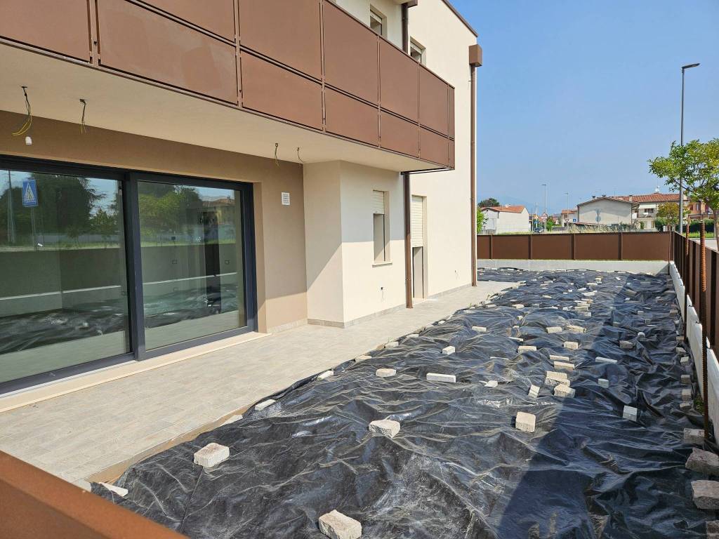 Appartamento a Tezze sul brenta in Via Col Moschin - Foto 2