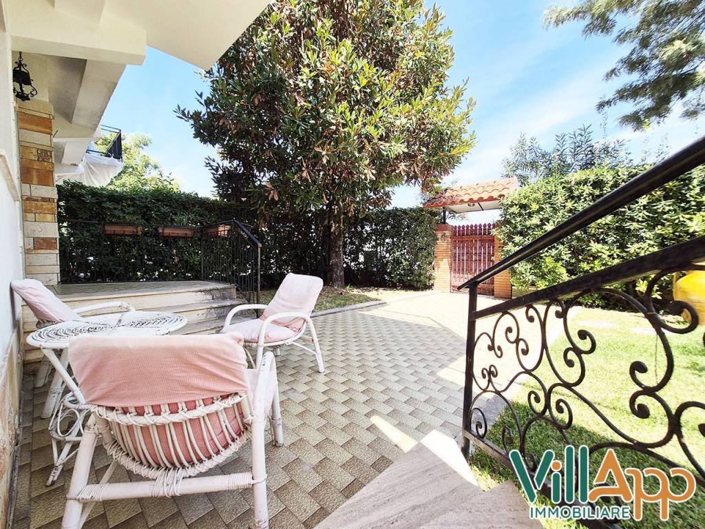 Villa a Fondi in Viale delle Rose, 15 - Foto 4