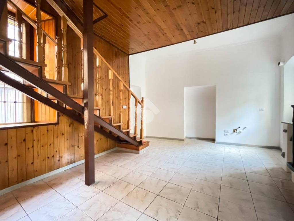 Casa indipendente a Arcisate in Piazza S. Vittore, 4 - Foto 5