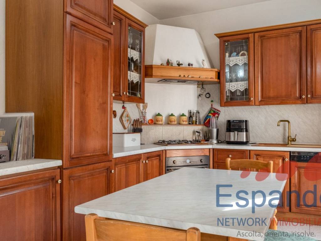 Casa indipendente a Castiglione dei pepoli in via della piazza, 7 - Foto 5