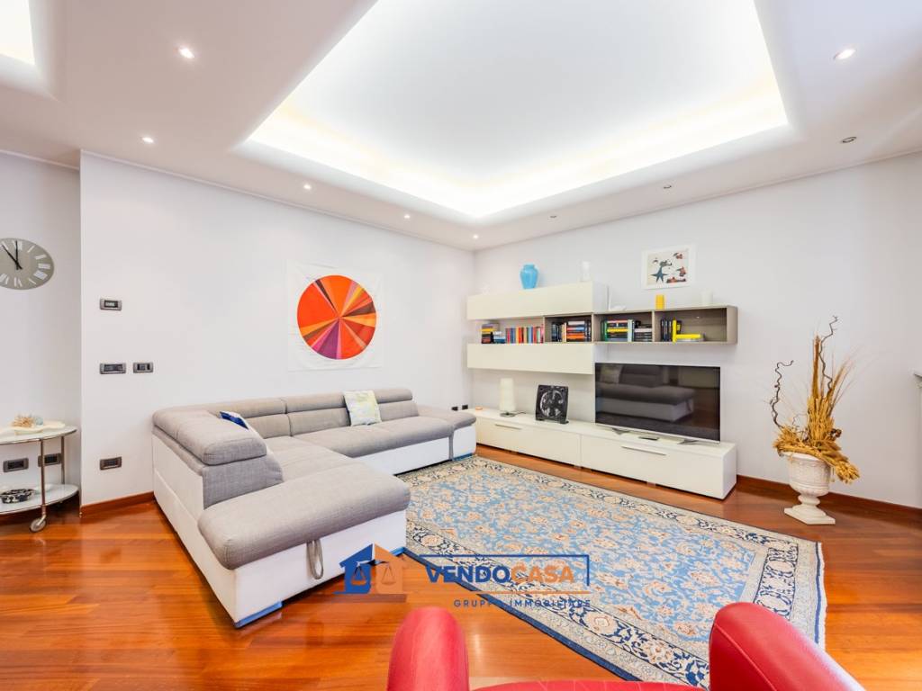Appartamento a Varazze in Via Montello - Foto 2