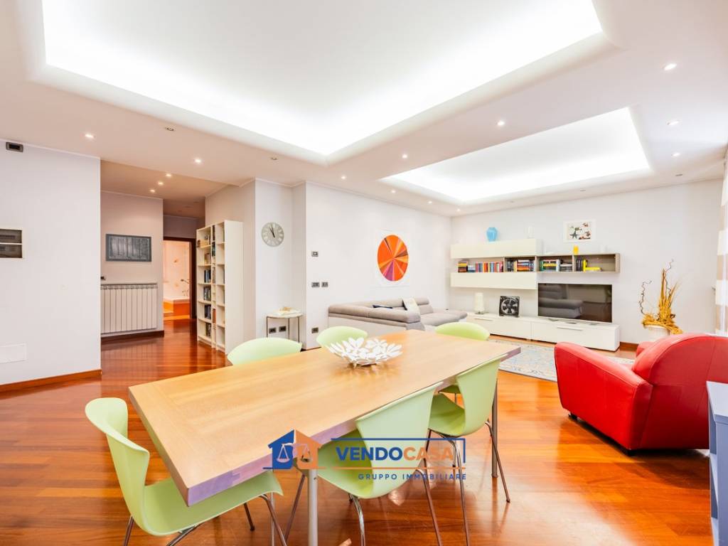 Appartamento a Varazze in Via Montello - Foto 4