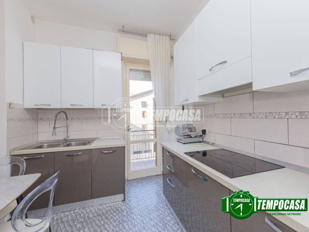 Appartamento a Piacenza in Via Giacomo Puccini 23 - Foto 4