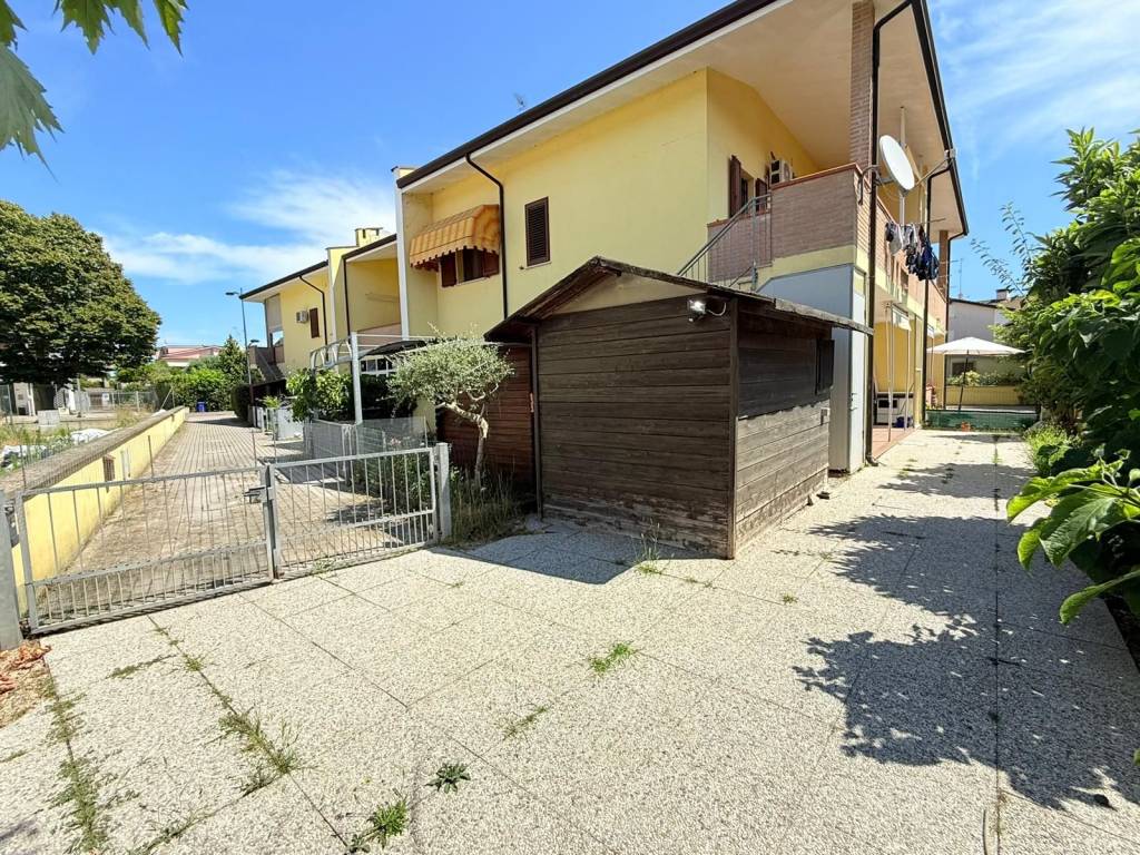 Villetta a schiera a Comacchio in Via della Fontana, 15 - Foto 2
