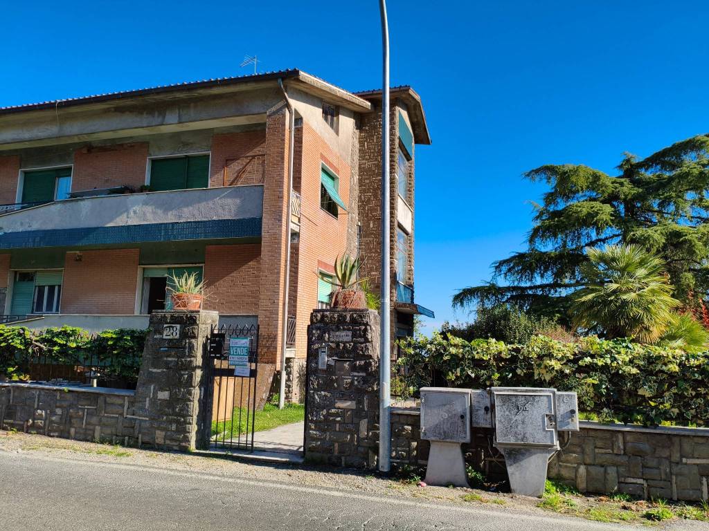 Appartamento a Soriano nel cimino in Viale Cesare Battisti - Foto 3