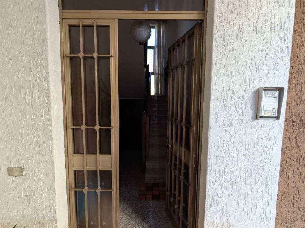 Appartamento a Cabiate in Via Giacomo Matteotti - Foto 2
