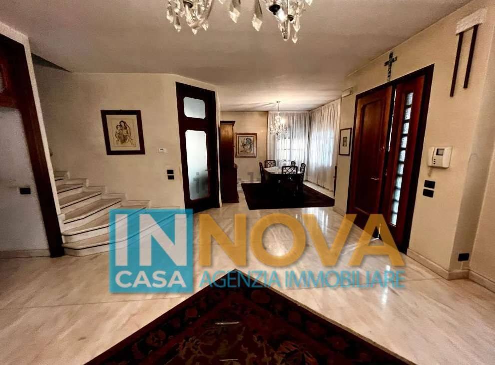 Villa a Mogliano veneto in Via Francesco Barbiero - Foto 2