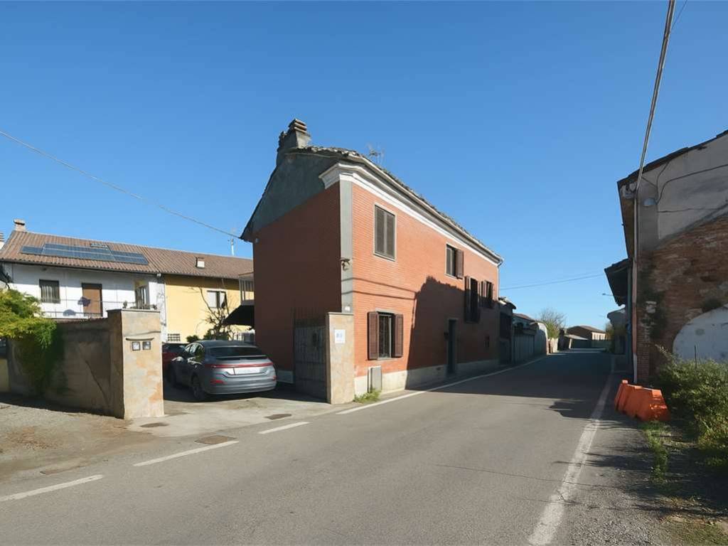 Casa indipendente a Crescentino in strada felice miraglio, 37 - Foto 2