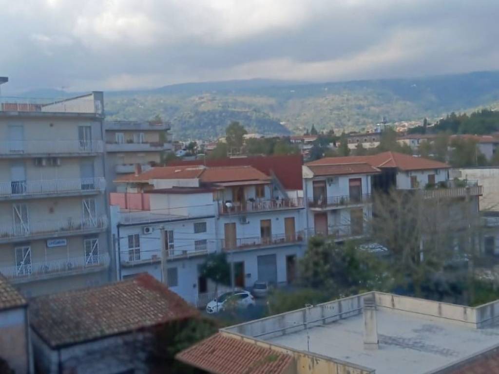 Appartamento a Giarre in Via Silvio Pellico - Foto 4