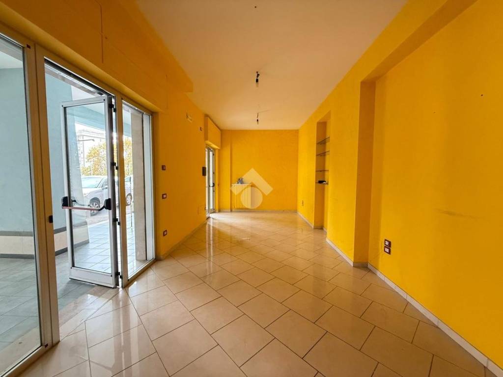 Box / garage a Potenza in Via Papa Giovanni XXIII, 17 - Foto 3