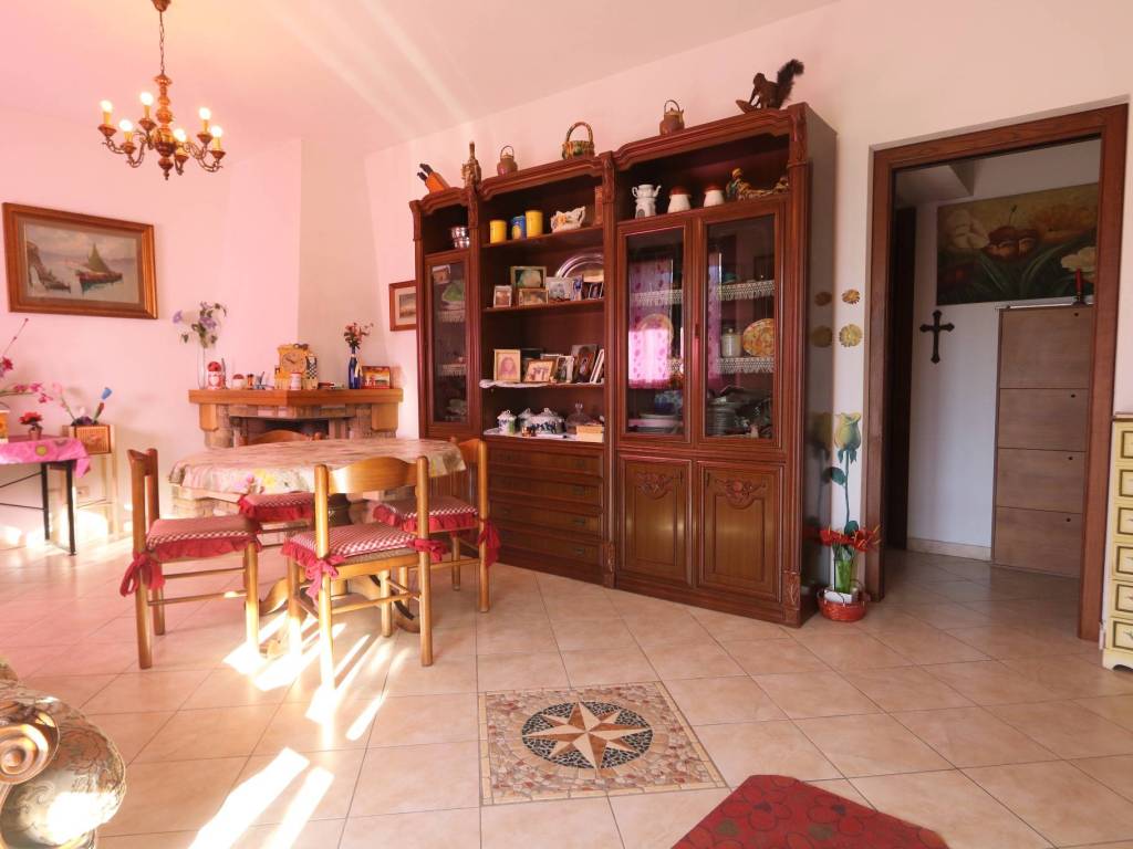 Villa a San giuliano terme in Via Edmondo De Amicis - Foto 3