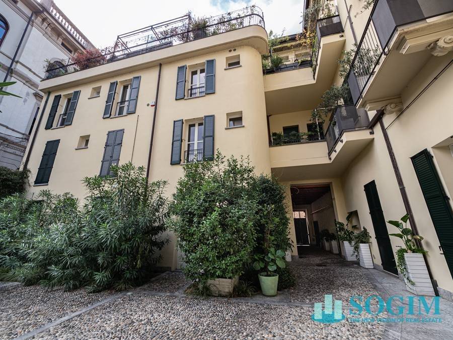 Appartamento a Como in Via Giosuè Carducci, 5 - Foto 2