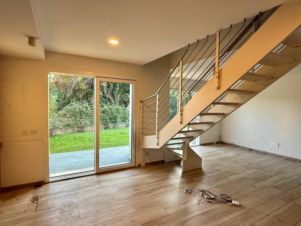 Villa a Porto mantovano in Via Bersaglieri d'Italia - Foto 2