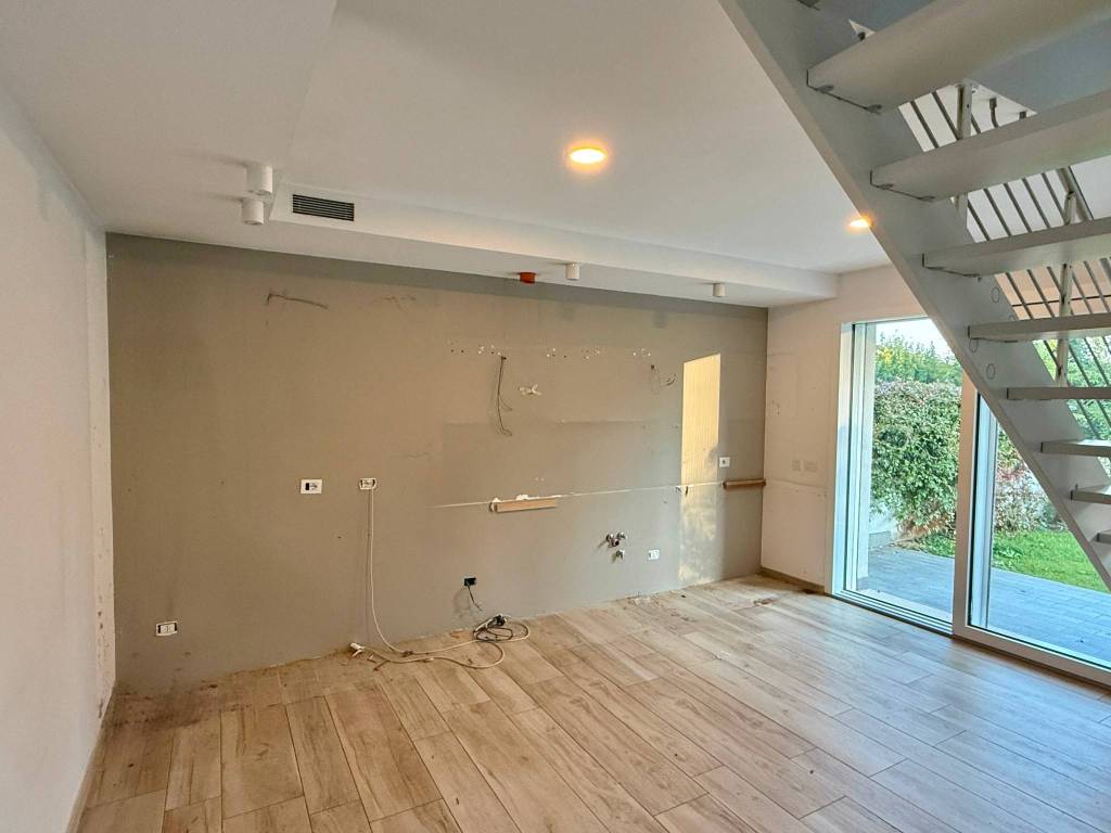 Villa a Porto mantovano in Via Bersaglieri d'Italia - Foto 4