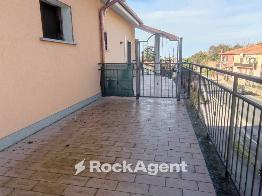 Appartamento a Vetralla in Viale Eugenio IV, 136 - Foto 3