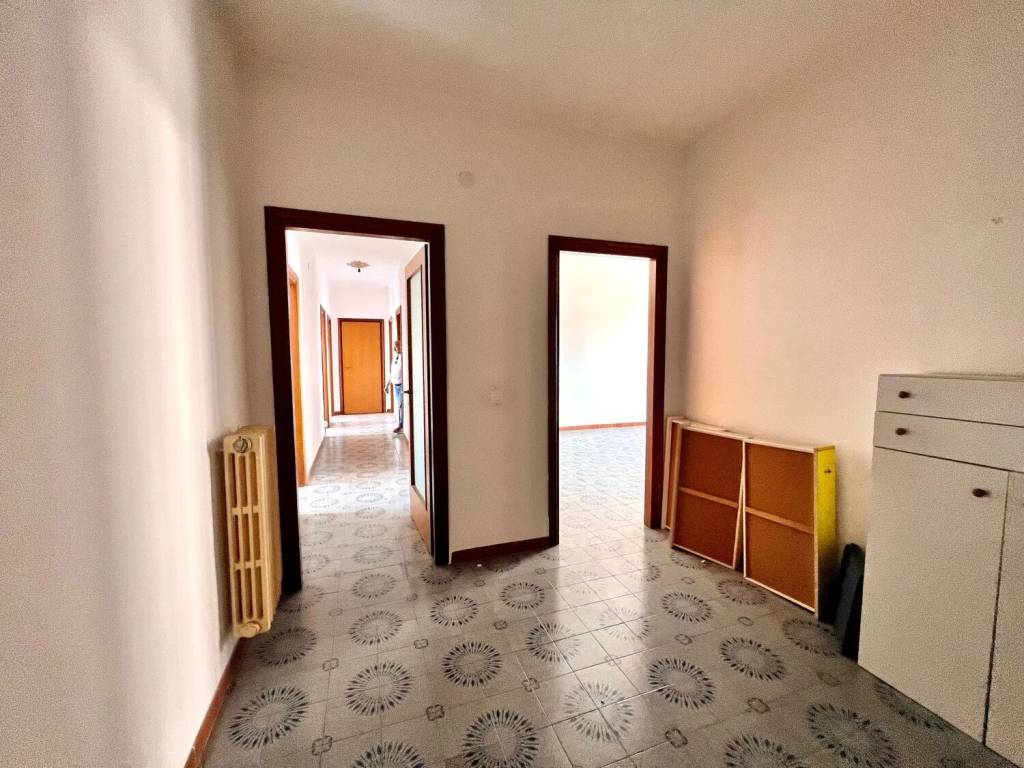 Appartamento a Ceglie messapica in Via Milano - Foto 3