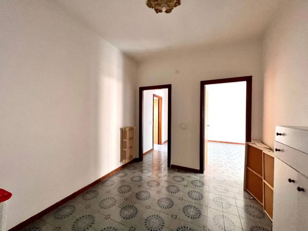 Appartamento a Ceglie messapica in Via Milano - Foto 4
