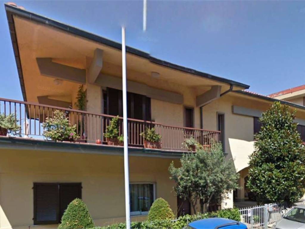 Appartamento a Monsummano terme in Via Cesare Battisti - Foto 2