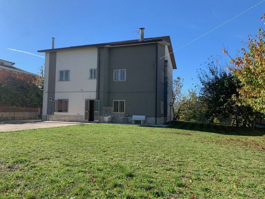 Villa a Gildone in Villaggio San Sebastiano - Foto 4