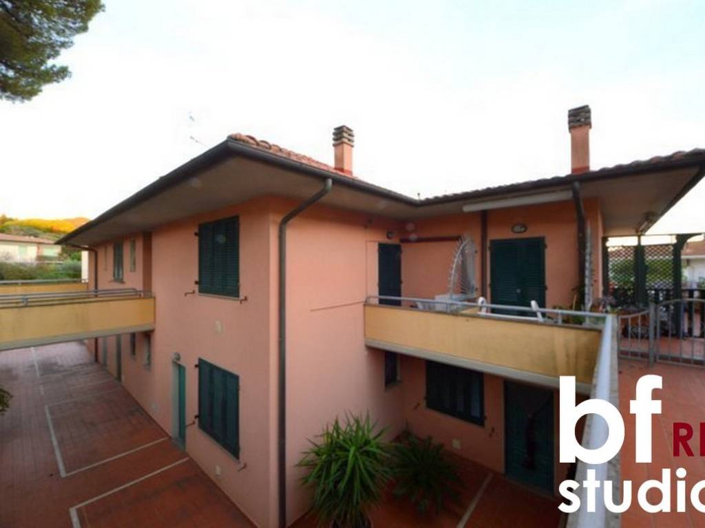Appartamento a Rosignano marittimo in Via Vito d'Ancona - Foto 3