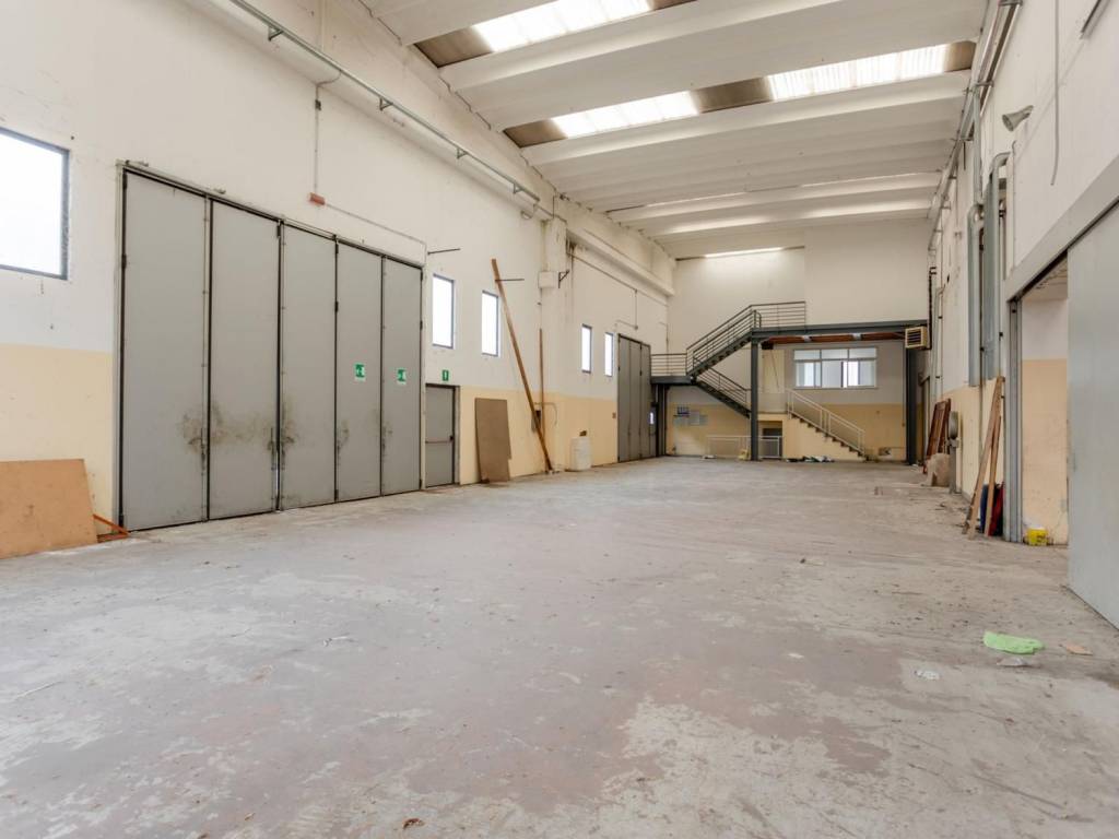 Immobile a Tito in Via Zona Industriale, 43, 85050 Tito PZ, Italia - Foto 4