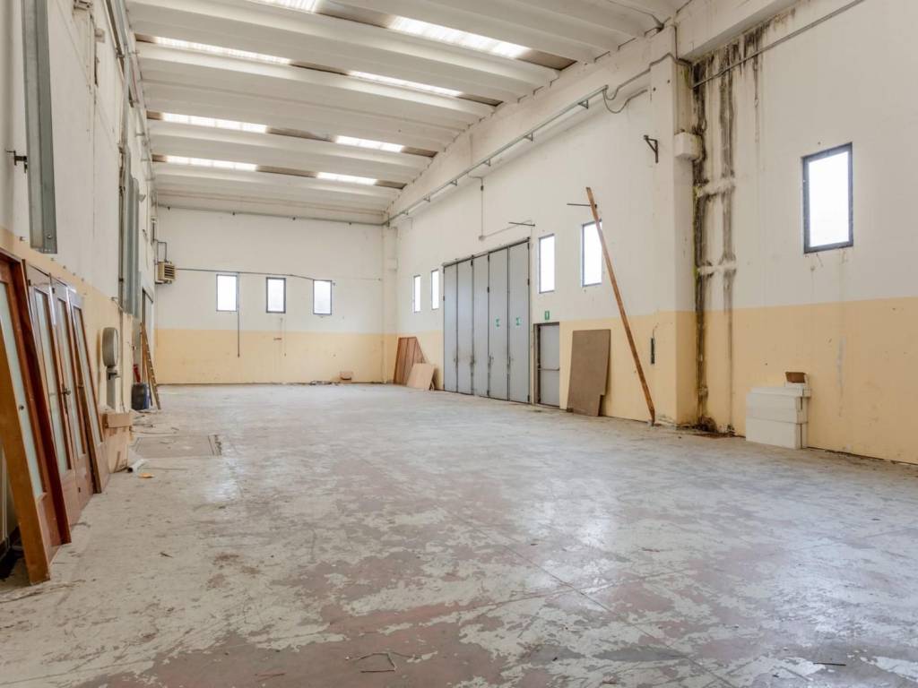 Immobile a Tito in Via Zona Industriale, 43, 85050 Tito PZ, Italia - Foto 5