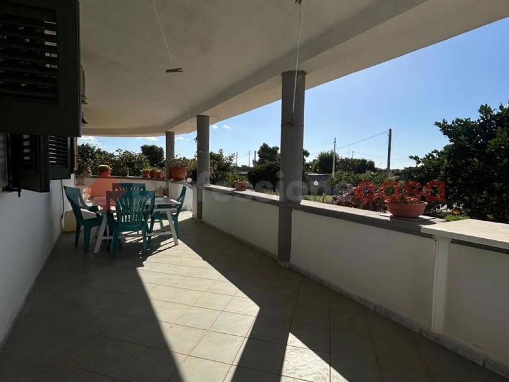 Villa a Sava in Strada Coppola V, 4 - Foto 2