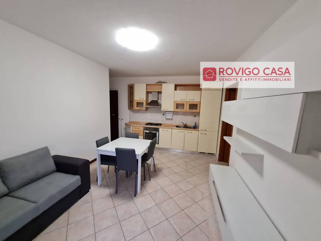 Appartamento a Rovigo in via f. cilea, 10 - Foto 2